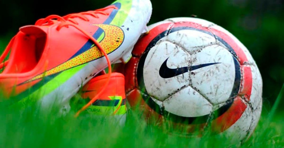 futbol-balon-pelota-zapatilla