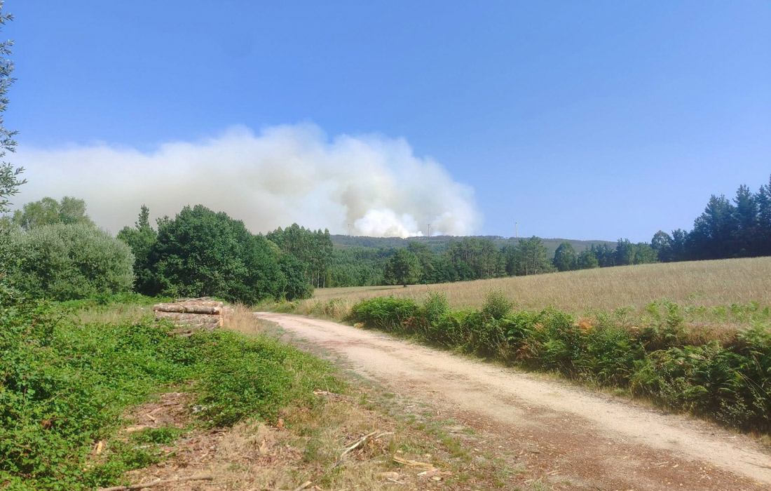 incendio-forestal-monfero-guitiriz