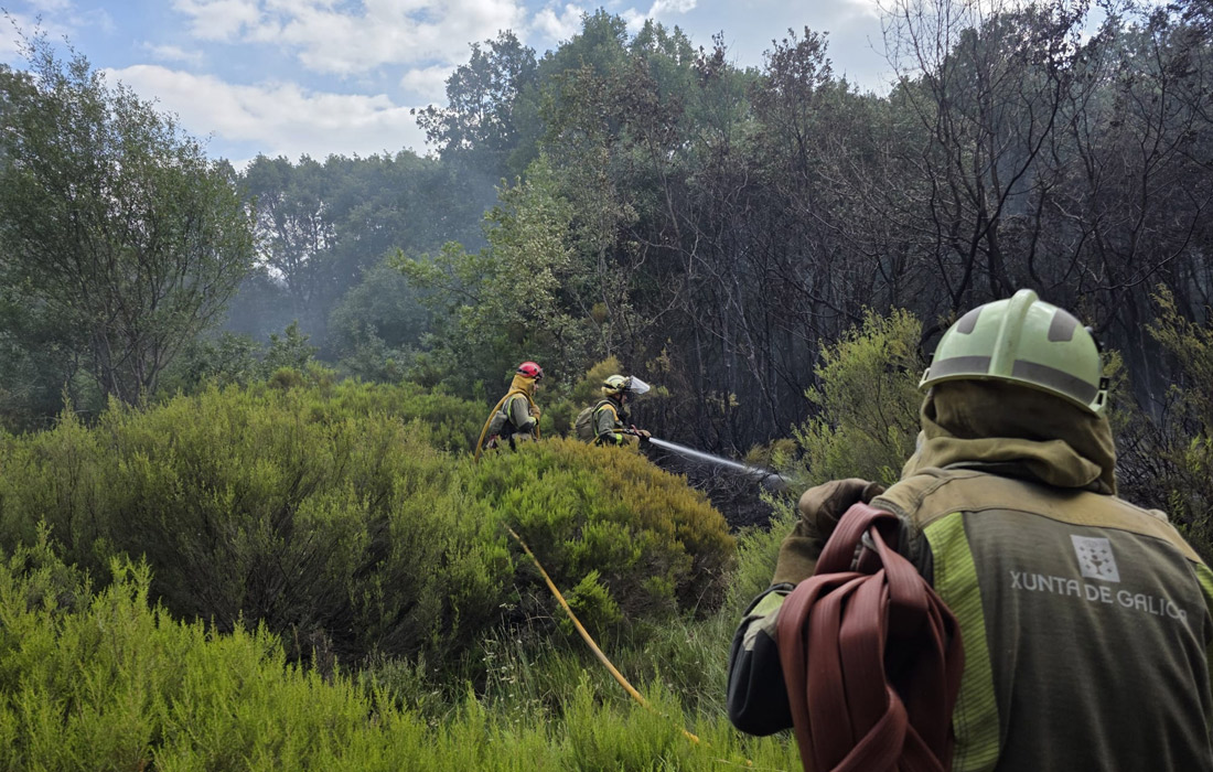 incendios-bombeiros-forestais-galicia