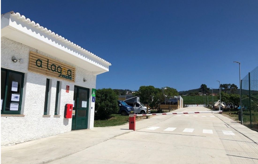 VALDOVIÑO camping a lagoa