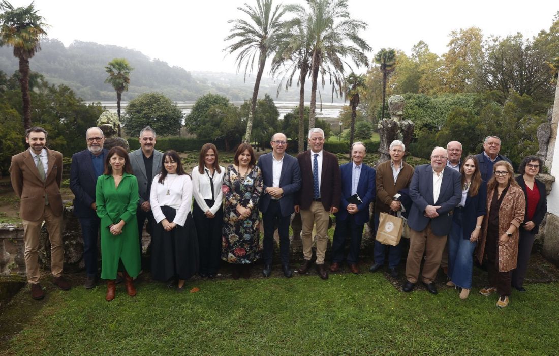 DIPU CORU jurado premio otero pedrayo